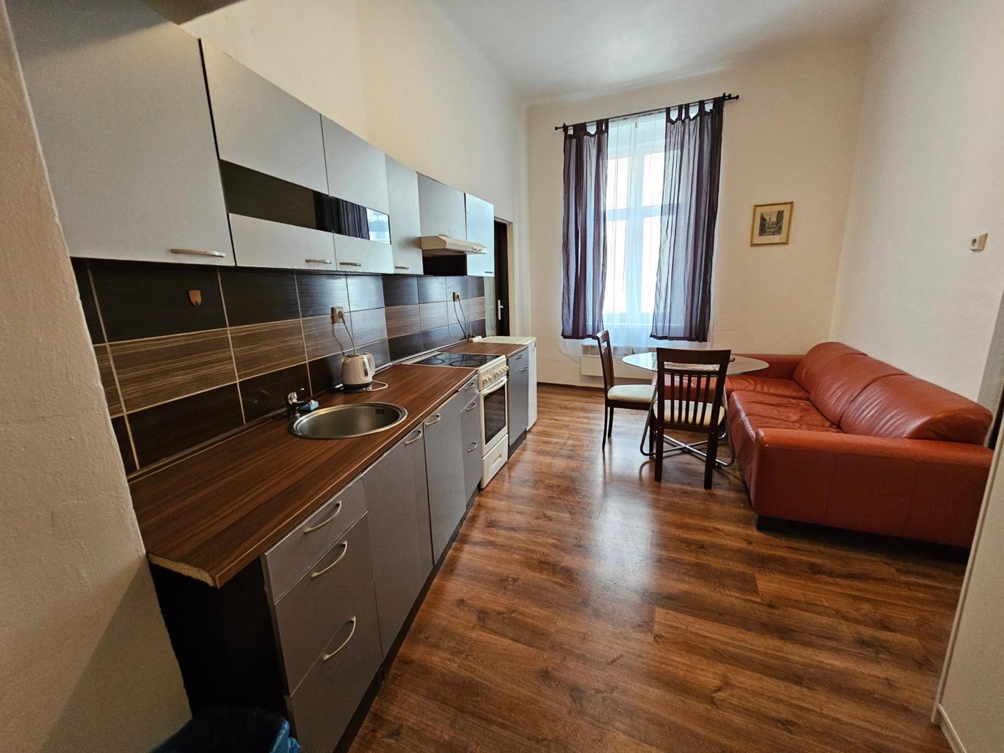 Apartments Zizkov 2C Praga Exterior foto